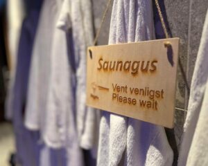 Saunagus dørskilt